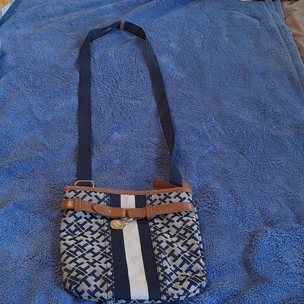 Crossbody purse